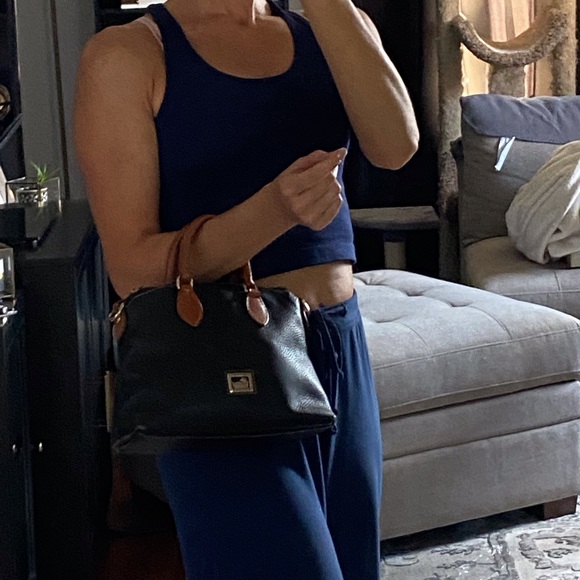 Dooney & Bourke Crossbody purse - Picture 8 of 9